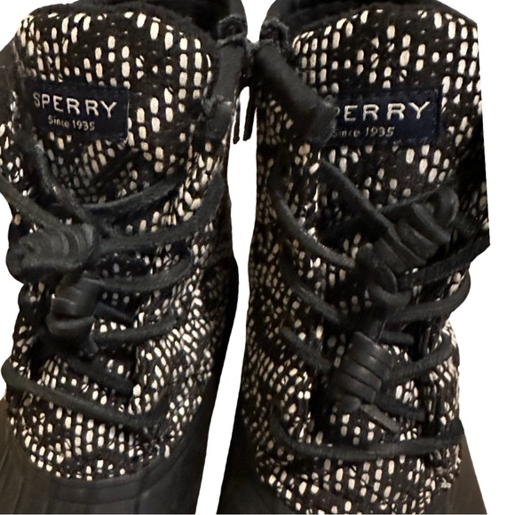 ⭐️SOLD⭐️Sperry Black Quilted Lace Up Top Sider Duck Boots SZ6 - Picture 4 of 6